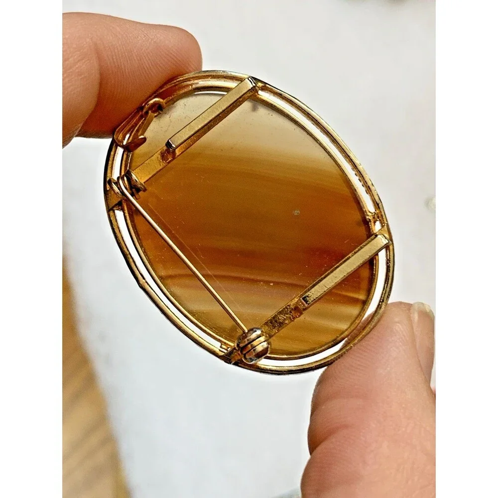 Vintage Banded Agate Stone Brooch Pendant Gold Tone Convertible Oval Cabochon